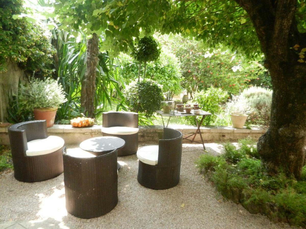 Les Passiflores Γκρας Εξωτερικό φωτογραφία